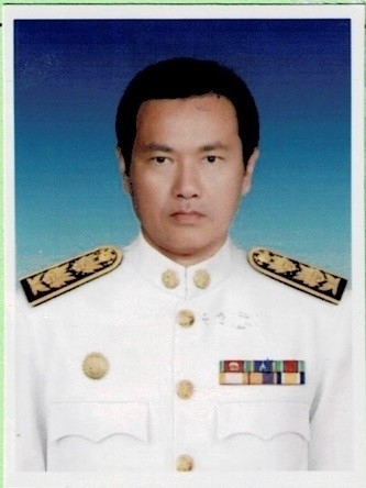 นายไตรภพ  ปิ่นจินดา
