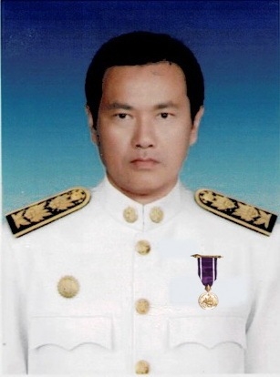 นายไตรภพ ปิ่นจินดา